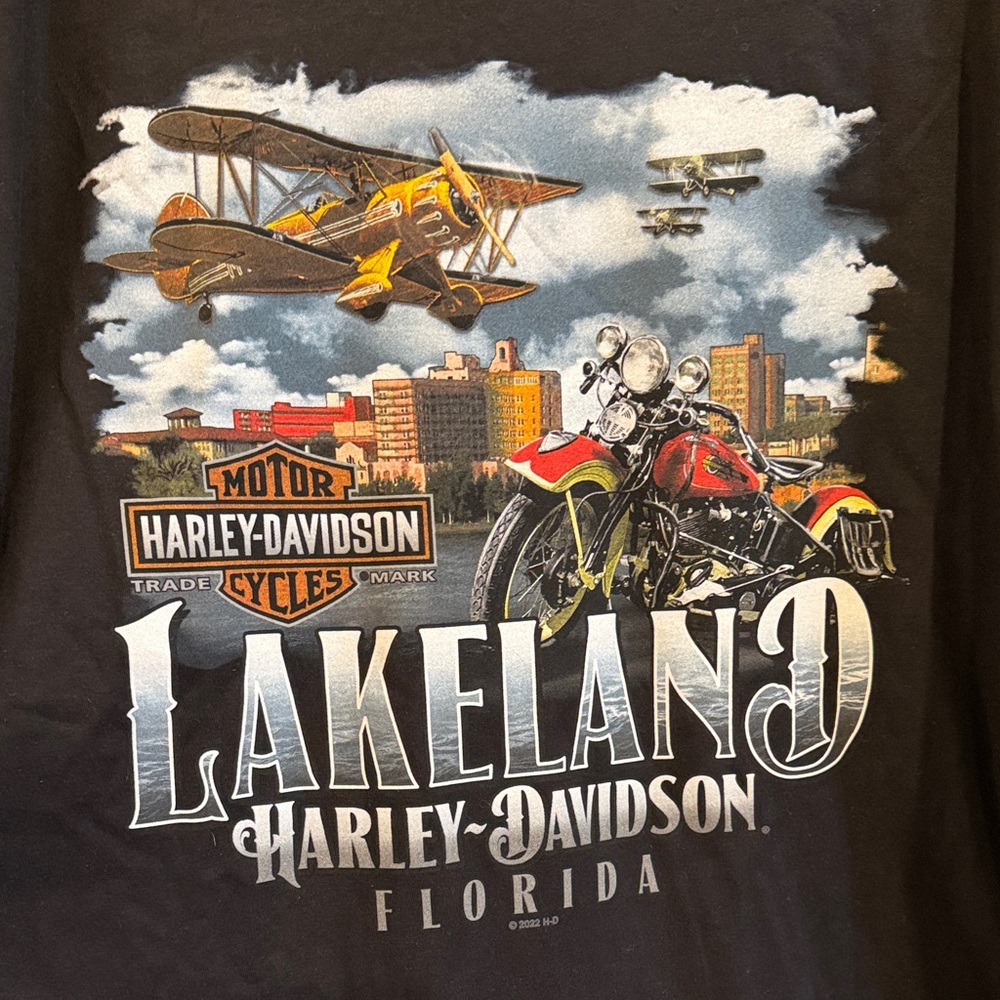 Harley-Davidson Black Tee with Vintage Aviation Graphic